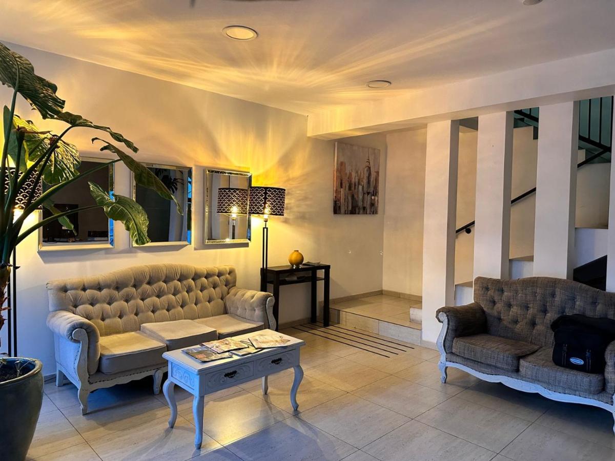 Apart Hotel Castellon 176 Concepcion Bagian luar foto