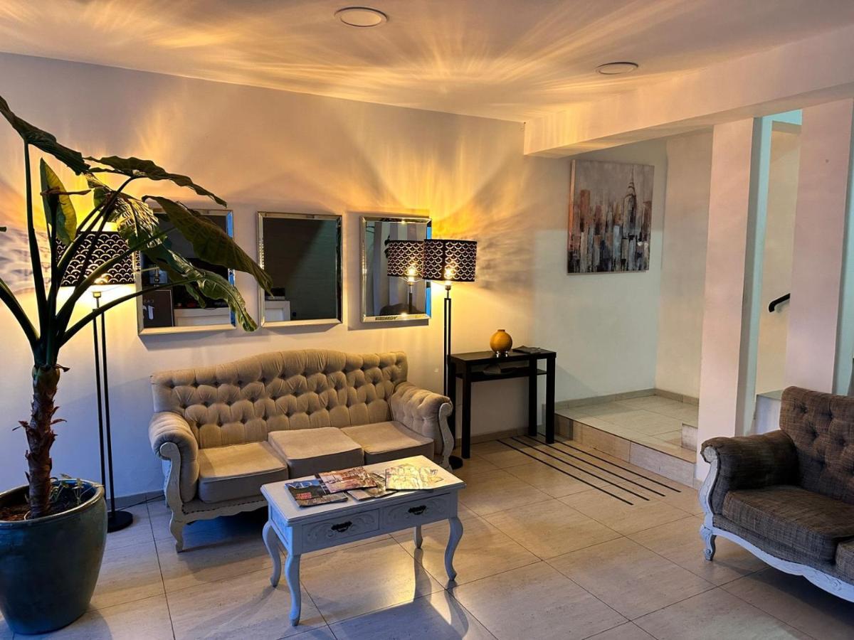Apart Hotel Castellon 176 Concepcion Bagian luar foto